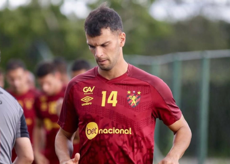 Dal Pozzo com três desfalques para jogo do Sport contra o Brusque