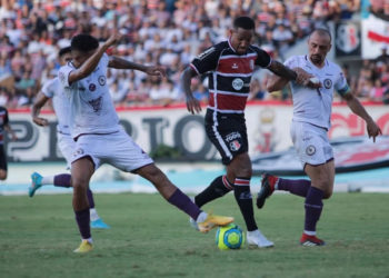 Derrota em casa dificulta classificação do Santa Cruz na Série D