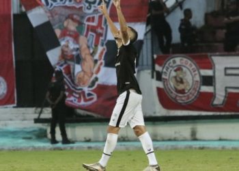 Martelotte não poderá contar com Hugo Cabral na próxima partida contra o ASA