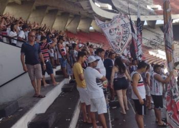 Santa Cruz: torcida acompanha último treino e passa força antes de decisão contra o Retrô