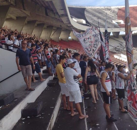 Santa Cruz: torcida acompanha último treino e passa força antes de decisão contra o Retrô