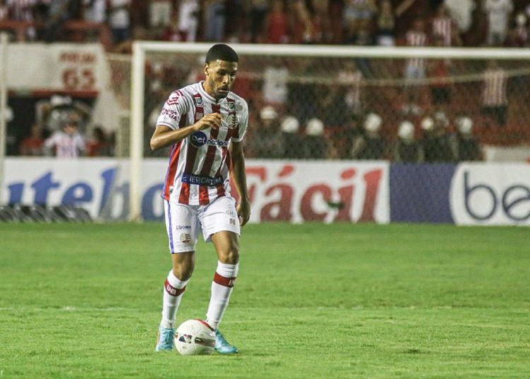 Náutico acerta a venda de Rhaldney para o Atlético-GO por R$ 1 milhão