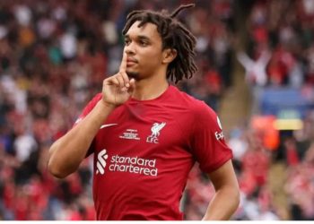 Em jogo com VAR à brasileira, Liverpool bate City e leva a Supercopa da Inglaterra