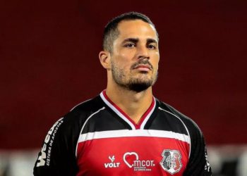 Elyeser inicia transição no Santa Cruz e vira opção para Martelotte contra o Retrô