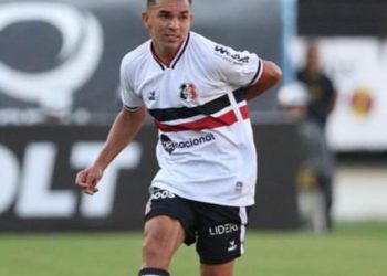 “Fiz pix para funcionário comprar gás de cozinha”, desabafa Edson Ratinho