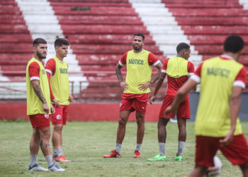 Veja provável escalação do Náutico para enfrentar o Operário-PR