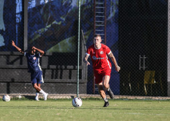 Jobson fala em trabalho para reverter momento ruim do Náutico