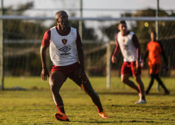Fabinho fala sobre a luta do Sport em busca do acesso: “Temos oportunidade com alguns confrontos diretos”