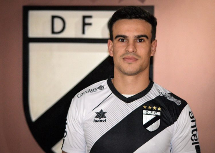 Sport encaminha contratação de atacante uruguaio