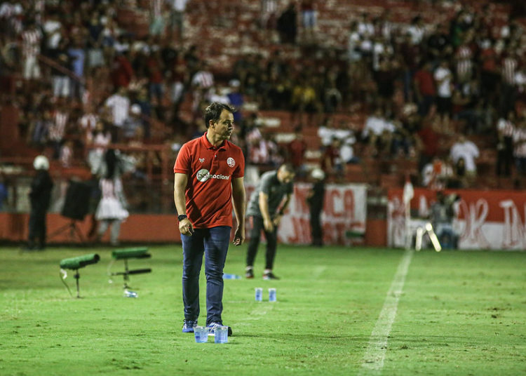 Dado Cavalcanti comemora vitória do Náutico e diz: “Precisamos fazer dos Aflitos uma arma”