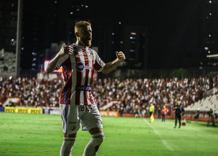 Souza evita cálculos e pensa em jogo a jogo para o Náutico escapar do rebaixamento