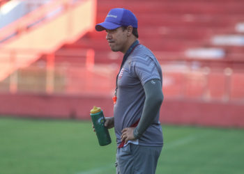 Dado Cavalcanti define time do Náutico para o jogo e diz: “mais importante é quem finaliza o jogo”