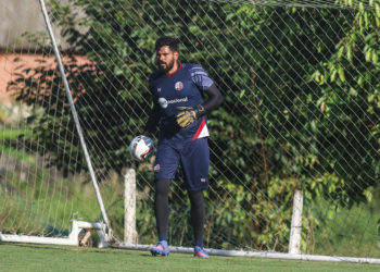 Jean ressalta importância do Náutico não sofrer gols e diz: “clássico dá um ânimo a mais”