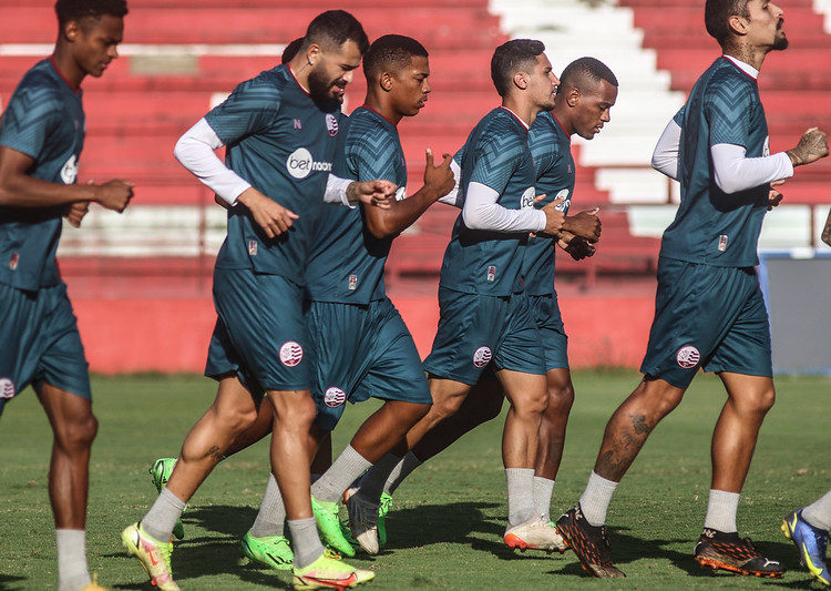 Veja desfalques e dúvida do Náutico para o clássico contra o Sport