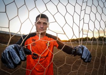 Sport: Dênis vai passar por cirurgia e só volta a jogar na próxima temporada