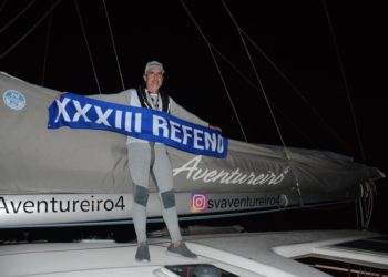 Fita Azul: navegando em solitário no Aventureiro 4, Hans Hutzler vence Refeno 2022