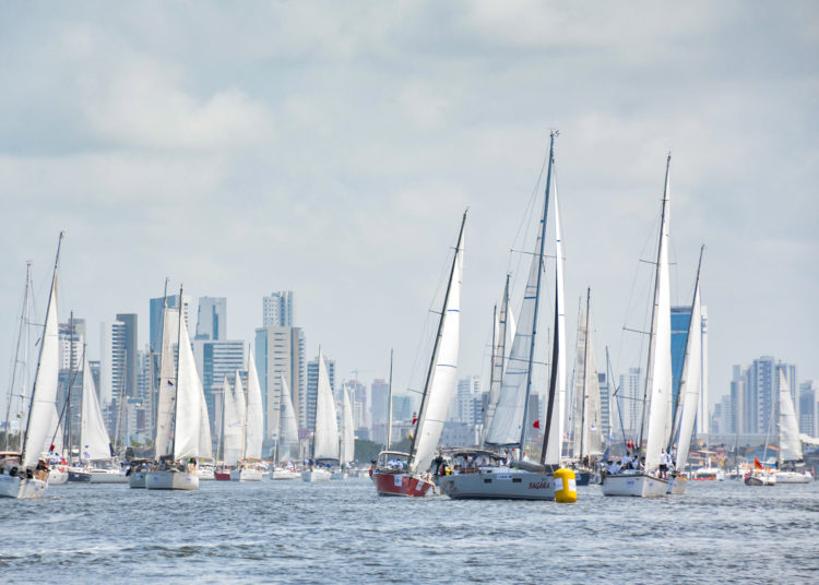 Refeno 2022 tem partida tranquila, público expressivo e festa no Marco Zero do Recife