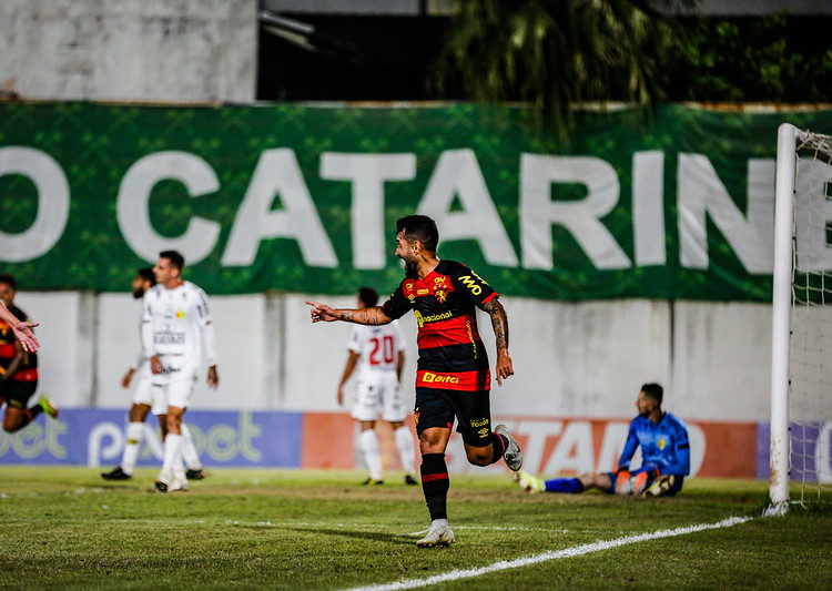 Wanderson fala sobre confiança do grupo do Sport no acesso