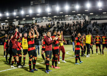 Claudinei exalta importância da vitória do Sport e projeta duelos em casa