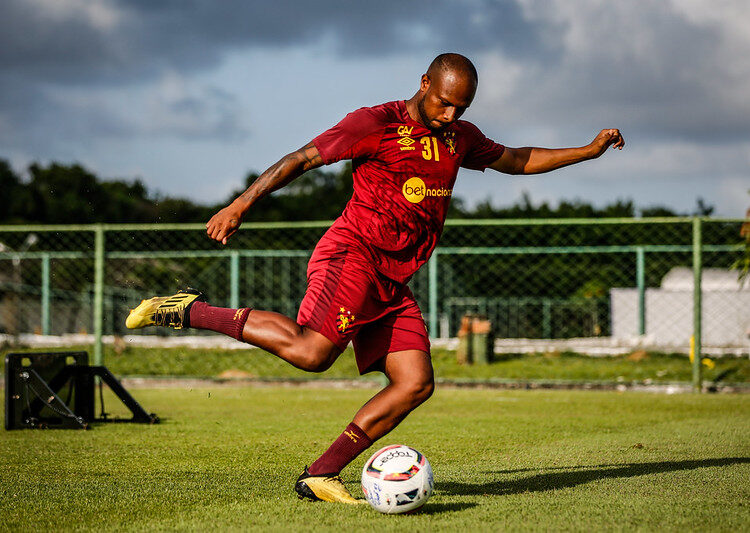 Ronaldo ainda acredita no acesso do Sport: “Matematicamente temos chance”