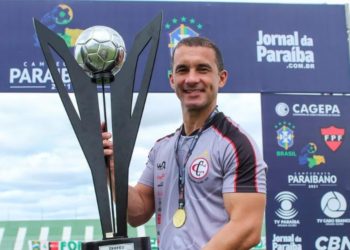 Ranielle Ribeiro é oficializado como novo técnico do Santa Cruz