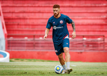 Souza fala sobre integração de atletas da base no elenco do Náutico