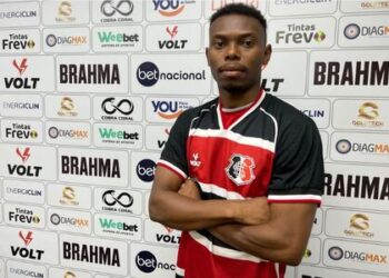 Lucas Silva pede o apoio do torcedor e fala sobre entrosamento do elenco do Santa Cruz