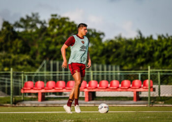 Chico quer marcar nome na história do Sport após renovação de contrato