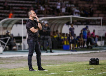 Ranielle Ribeiro fala sobre a vitória do Santa Cruz e pretende acionar Pipico na próxima partida