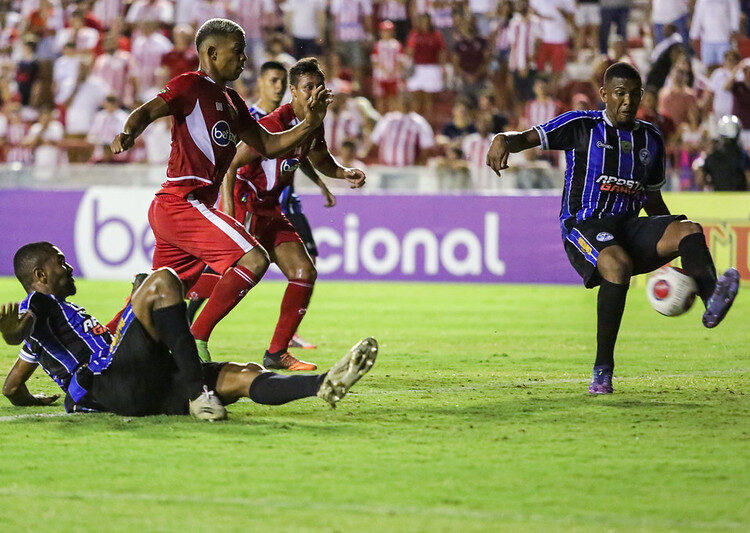 Náutico fica no 0x0 com o Porto pelo Pernambucano e perde chance de assumir a segunda colocação