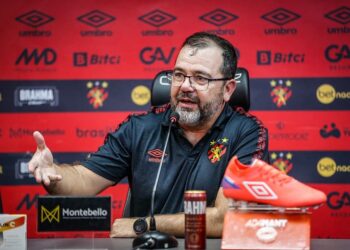 “A gente espera um crescimento gradativo da equipe”, afirma Enderson após vitória do Sport na estreia da Copa do Nordeste