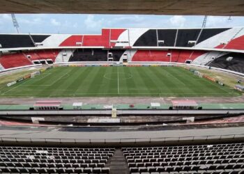 Clássico entre Santa Cruz e Náutico será realizado com duas torcidas no Arruda