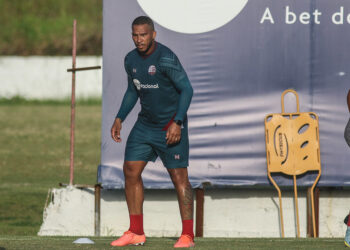 Dado Cavalcanti prega cautela sobre estreia de Jael no Náutico