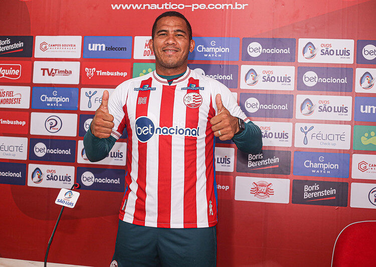 Jael busca ajudar os mais jovens e se mostra cauteloso quanto à estreia no Náutico