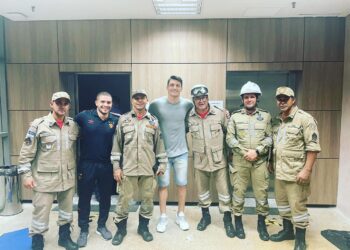 “Novas amizades no caos”, comenta goleiro do Sport que ficou preso no elevador da Arena