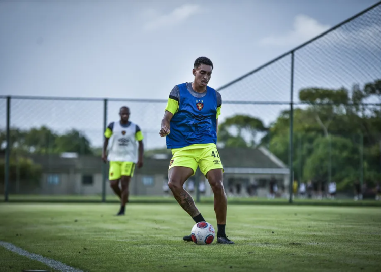 Marcelo Ajul aciona Sport na justiça buscando rescisão de contrato