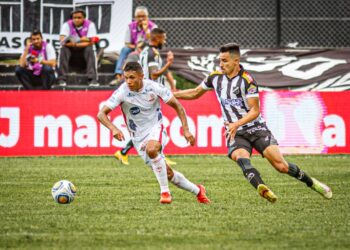 Medíocre no primeiro tempo, Náutico perde do ABC e está fora da Copa do Nordeste