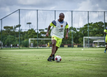 Remanescente de 2014, Ronaldo busca mais um título da Copa do Nordeste com a camisa do Sport