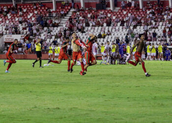 Diretor do Náutico cita “fracasso retumbante” e “queda de credibilidade” após eliminação no Pernambucano