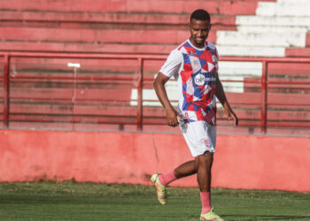 Nathan fratura o tornozelo em treino e desfalca o Náutico