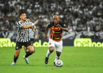 Sport joga mal, mas gol no apagar das luzes mantém viva a esperança do tetra da Copa do Nordeste