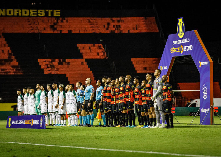 Sport: Enderson lamenta a Ilha do Retiro sem público: “Sensação ruim. Remete a fase dolorosa da pandemia”