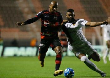 Sport joga com titulares e fica no 1×1 com o Ituano