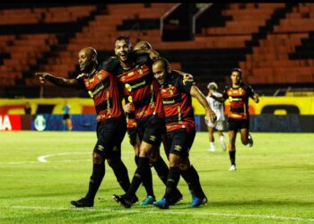 Sport bate Guarani na Ilha e consegue primeira vitória na Série B