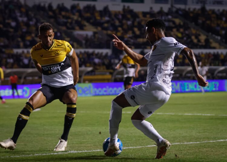 Criciúma derrota o Sport, que perde invencibilidade na Série B