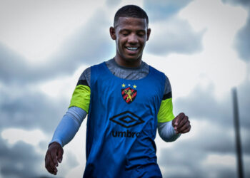 Sport acerta empréstimo do atacante Paulinho para o América de Natal