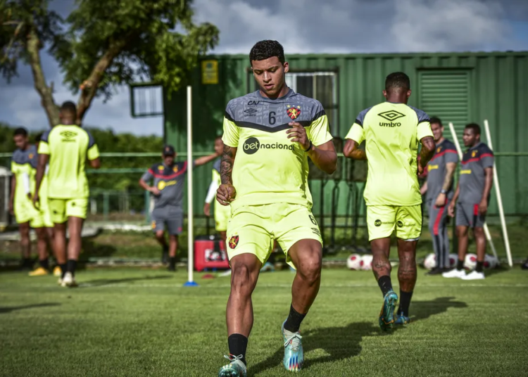 Sport: Em entrevista, pai de Riquelmy anuncia empréstimo do filho para o Internacional, diretoria mantém cautela sobre a negociação