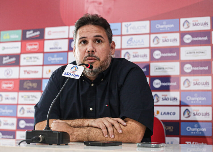 Novo executivo de futebol do Náutico é apresentado e cita busca por reforços