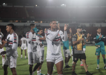 Miullen explica choro após primeiro gol pelo Santa Cruz: “Nos últimos anos, venho lutando contra o meu corpo”