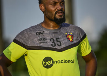 “Falar menos e trabalhar mais”, diz Sabino sobre momento do Sport na Série B